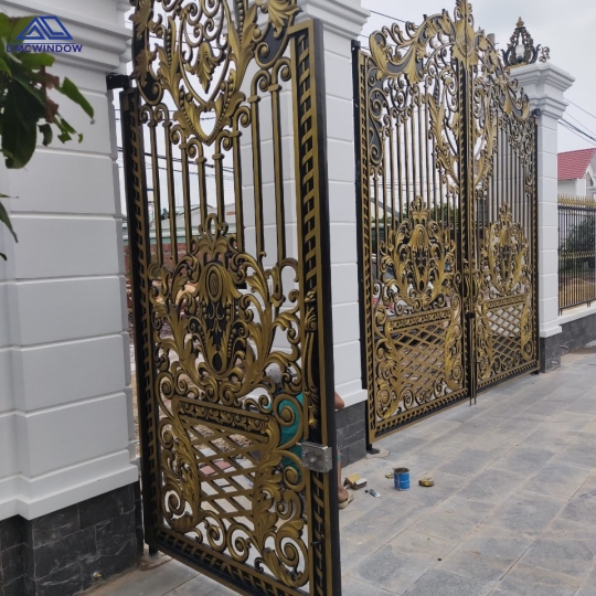 Cổng nhôm đúc 02